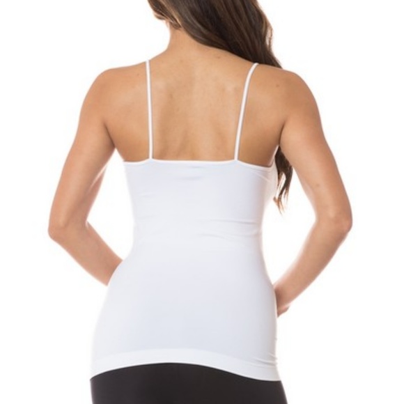 Seamless Triple Criss-Cross Front Cami - Picture 3 of 4